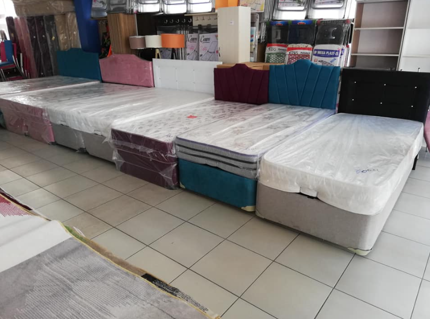 SPOTCU YATAK BAZA KOLTUK DÜNYASI ikinci el Bazalar, yatağın altında yer alan 2 SPOTCU YATAK BAZA KOLTUK DÜNYASI ikinci el Bazalar, yatağın altında yer alan